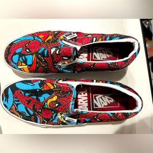 NEW VANS MARVEL Spider-Man/Black Classic Slip-on (Men's - Size 6.5)